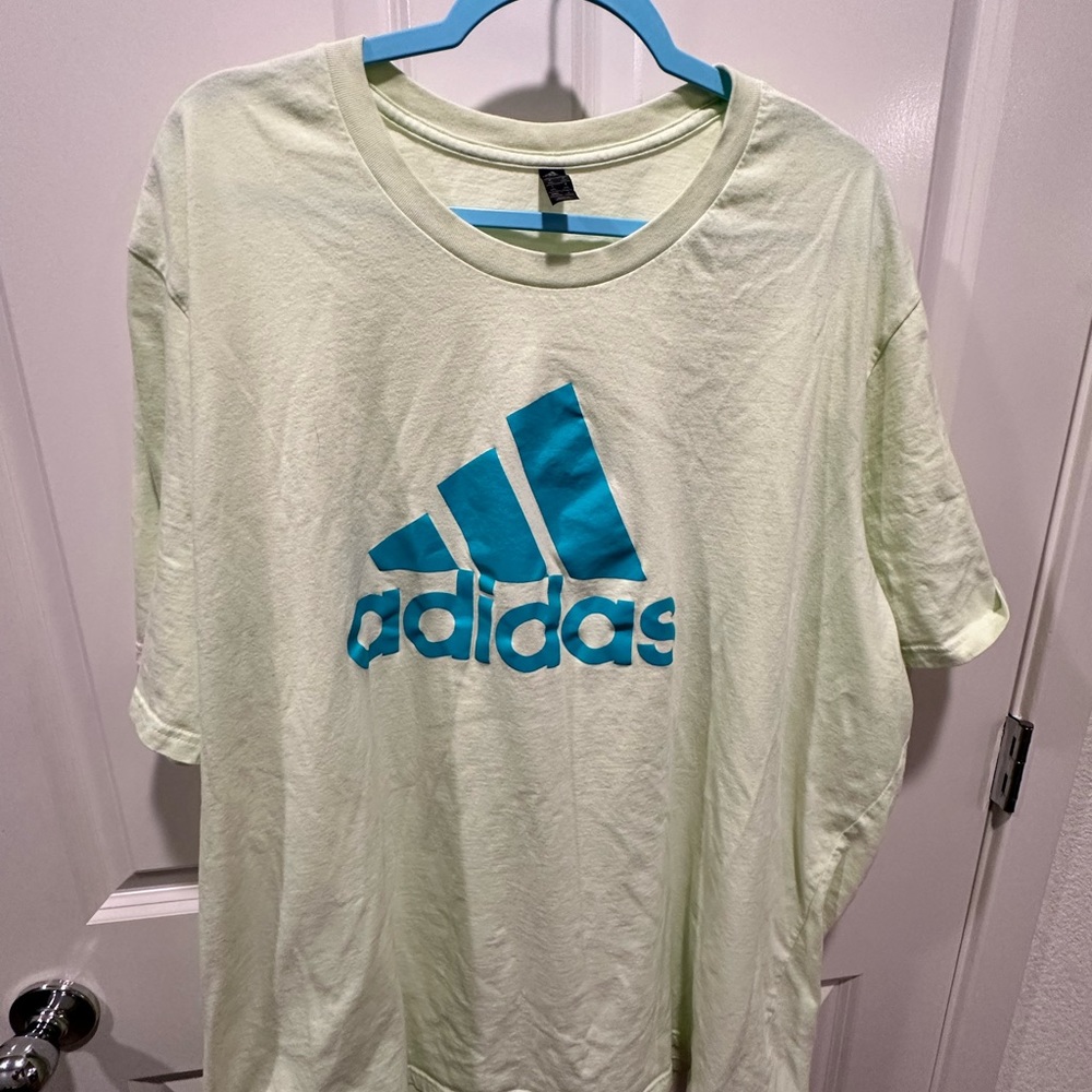 Graphic tees - Picture 11 of 16
